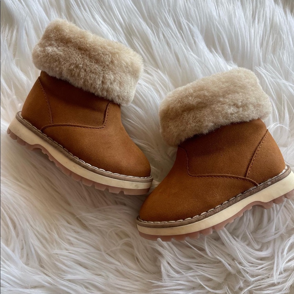 Zara baby fur boots